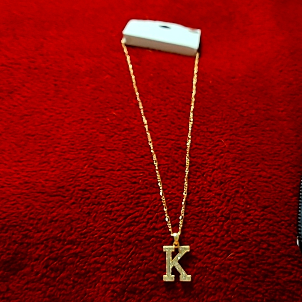 Gold K necklace